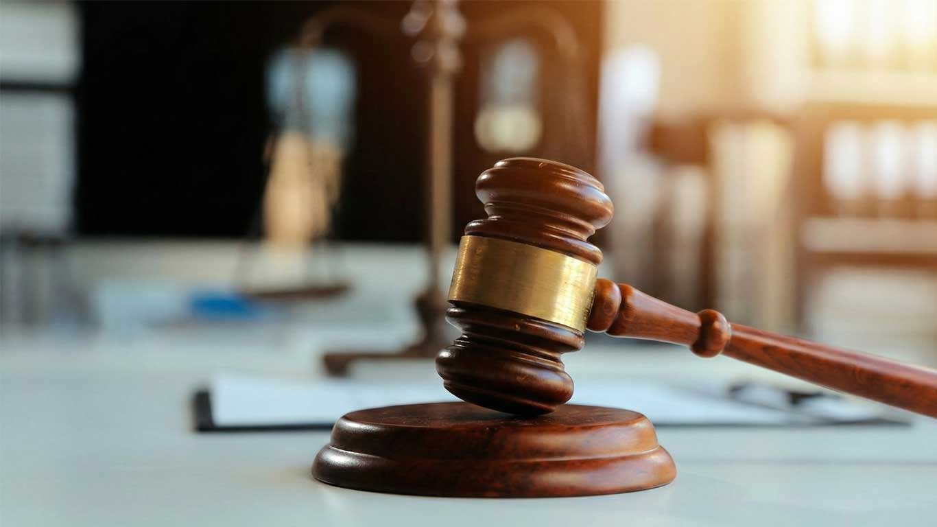 Eleventh Circuit Affirms Convictions Swiftly, Citing Binding Precedent